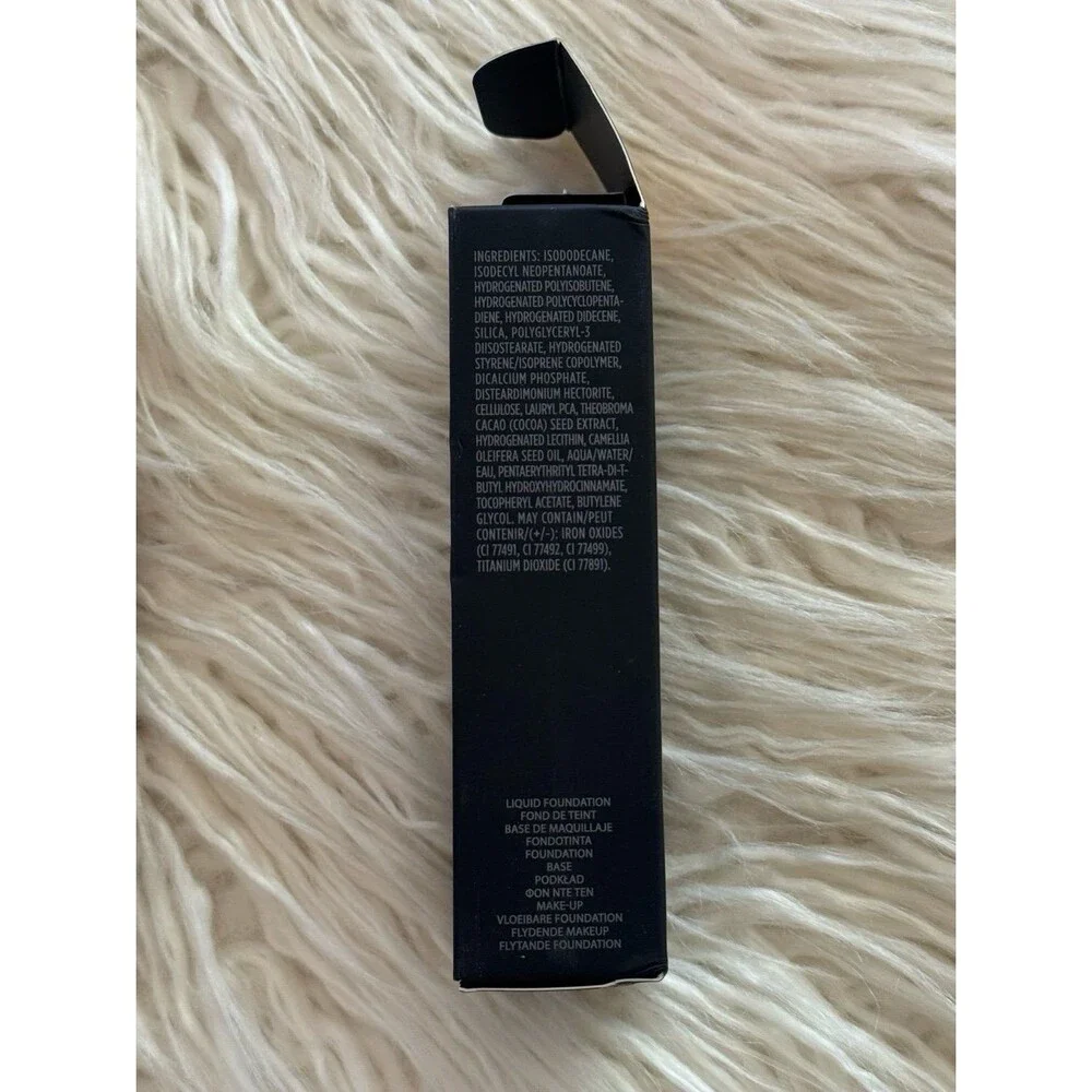 Laura Mercier Real Flawless Weightless Perfecting Foundation 3N2 Camel